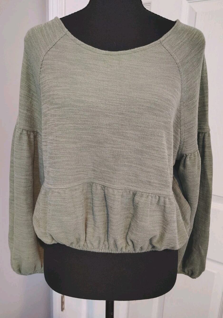 Aerie Sage Green Textured Peplum Crop Top Balloon Sleeve XS